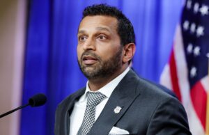カッシュ・パテルは、ナンシー・ガスリー事件の捜査失敗について保安官を非難した。 kash-patel-blames-sheriff-for-failed-nancy-guthrie-investigation