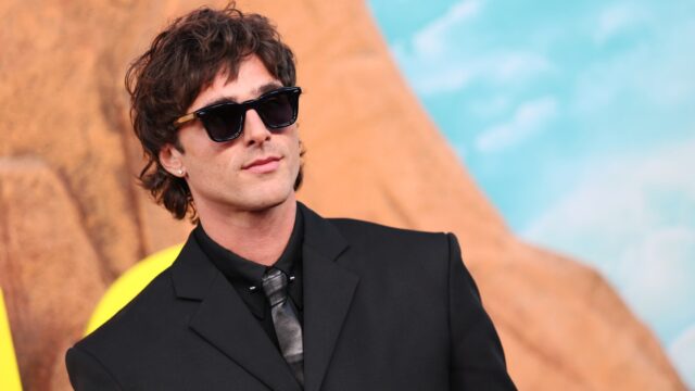 jacob-elordi’s-cannes-film-festival-plans-shattered-over-broken-foot jacob-elordi’s-cannes-film-festival-plans-shattered-over-broken-foot