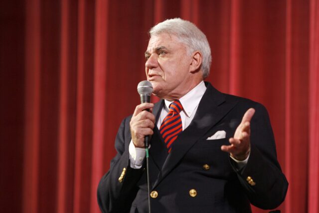 rex-reed-cause-of-death:-famed-film-critic-was-87