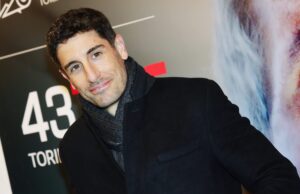 Jason Biggs and Jenny Mollen Call It Quits After 18 Years of Marriage jason-biggs-and-jenny-mollen-call-it-quits-after-18-years-of-marriage