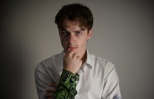 Félix Lefebvre Goes Method for ‘Moulin’ felix-lefebvre-goes-method-for-‘moulin’