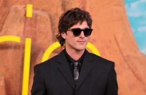 ジェイコブ・エロルディがFワードを叫ぶ ジェイコブ・エロルディがFワードを叫ぶ