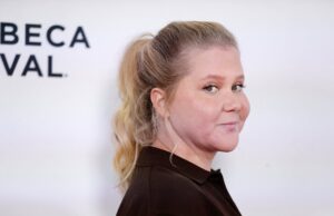 Amy Schumer Reveals amy-schumer-reveals