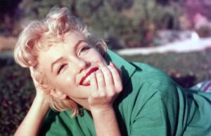 Marilyn Monroe Slept With Elvis Presley During Her Marriage to Arthur Miller, Insider Claims marilyn-monroe-slept-with-elvis-presley-during-her-marriage-to-arthur-miller,-insider-claims