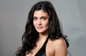 Kylie Jenner Sued by Second Housekeeper kylie-jenner-sued-by-second-housekeeper