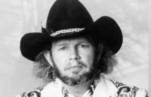 David Allan Coe’s Children: Meet His Kids, Including Tyler Mahan Coe david-allan-coe’s-children:-meet-his-kids,-including-tyler-mahan-coe