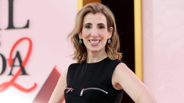 aline-brosh-mckenna-talks-fan-service and-fashion-in-‘devil-wears-prada-2’-— that’s-all!