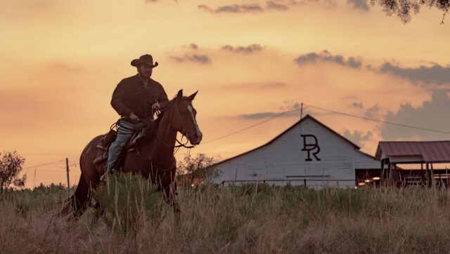 ‘dutton-ranch’-filming-locations:-where-the-‘yellowstone’-spinoff-was-filmed