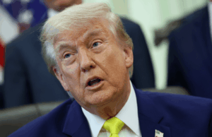 President Donald Trump Booed at NBA Finals in New York City president-donald-trump-booed-at-nba-finals-in-new-york-city