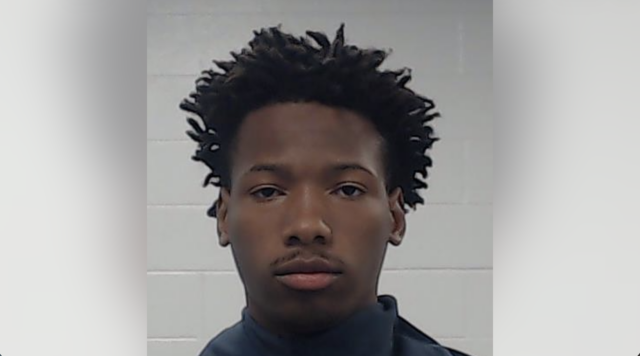 karmelo-anthony-trial:-defense-attorney-says-slain-teen-austin-metcalf-used karmelo-anthony-trial:-defense-attorney-says-slain-teen-austin-metcalf-used