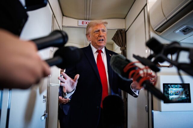 donald-trump-threatens-to-return-to-msg-for-game-4-after-being-booed-ahead-of-knicks-loss donald-trump-threatens-to-return-to-msg-for-game-4-after-being-booed-ahead-of-knicks-loss