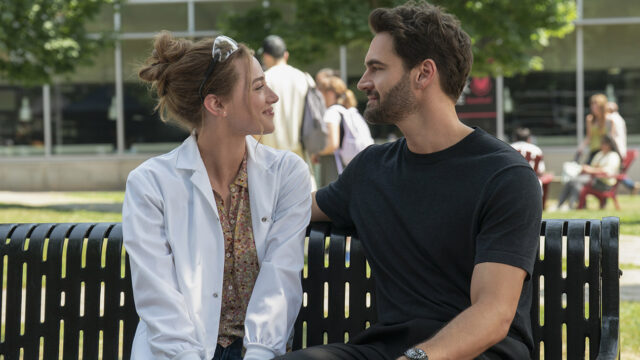 ‘the-love-hypothesis’-gets-september-release-date,-drops-first-look-photos