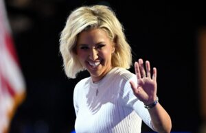Savannah Chrisley Praises Much Older Boyfriend, Age Gaps savannah-chrisley-praises-much-older-boyfriend,-age-gaps