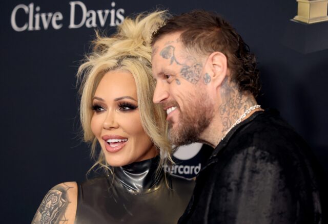 jelly-roll-files-for-divorce-from-bunnie-xo-after-10-years-of-marriage